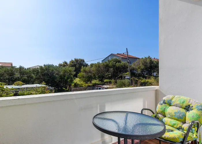 1 Bedroom In Appartement *